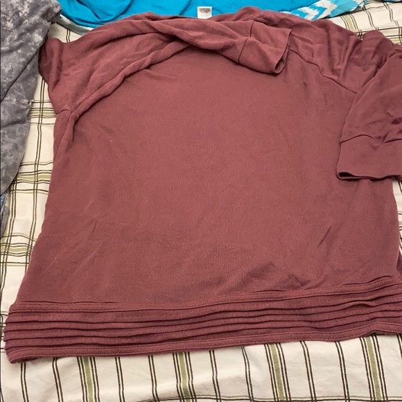 Sweater - Picture 3 of 3